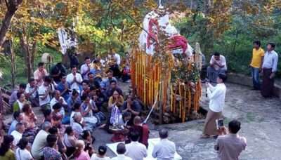 বান্দরবানের শিক্ষক সিংনুমং মারমার শেষকৃত্য অনুষ্ঠান সম্পন্ন